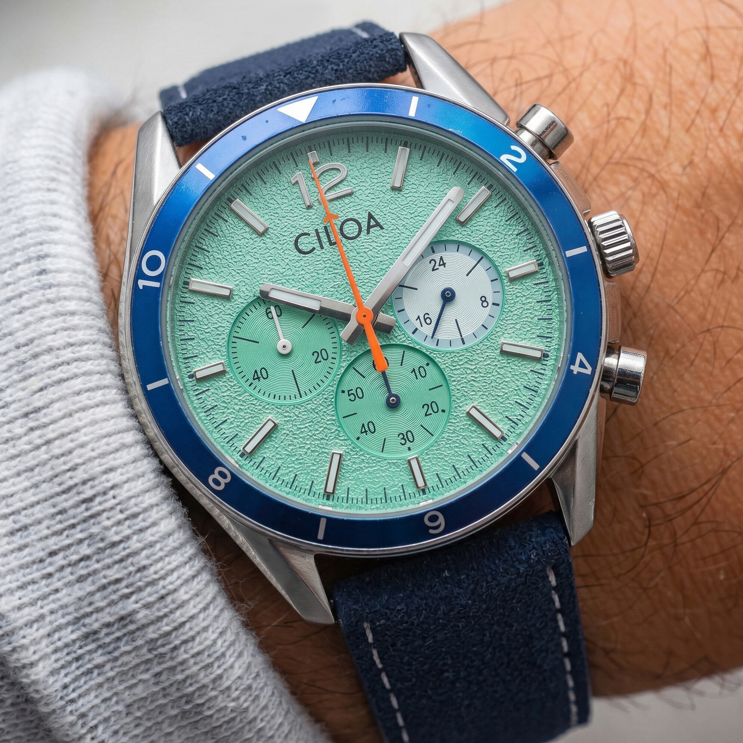 CILOA Men's Chronograph Watch  - Suede Strap Watch 评论和价格