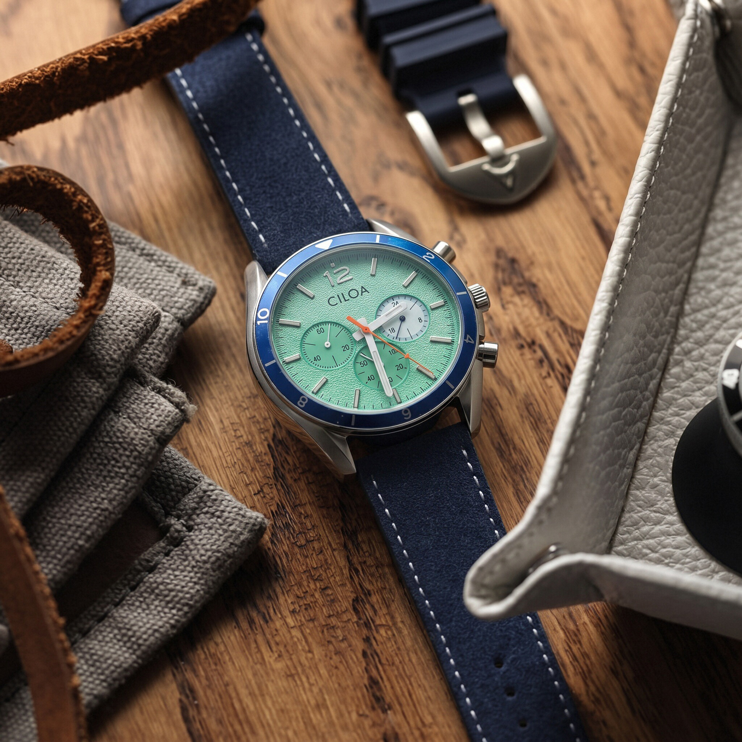 CILOA Men's Chronograph Watch  - Suede Strap Watch 评论和价格
